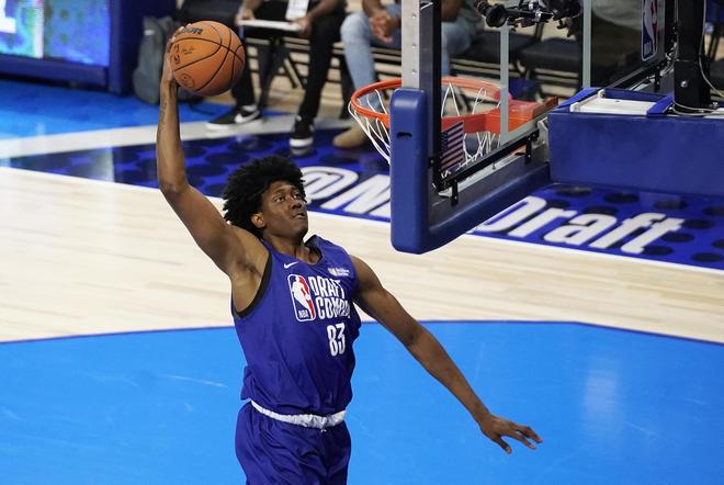 欧锦赛首战打出统治级表现，凯尔特人内线悍将的能力被低估了？