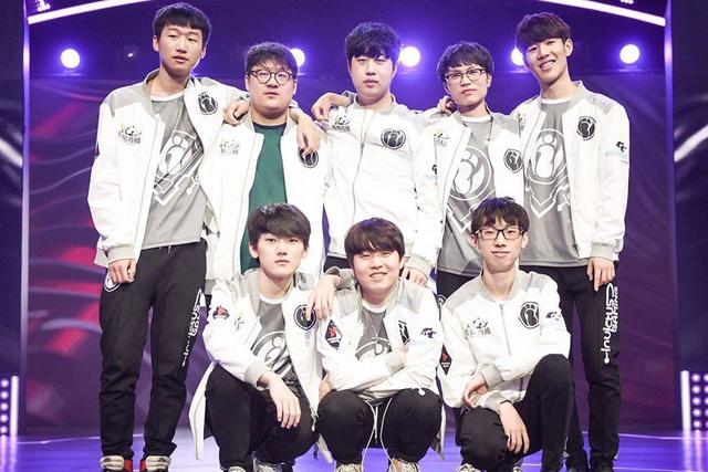 主教练莫耶 主教练莫耶