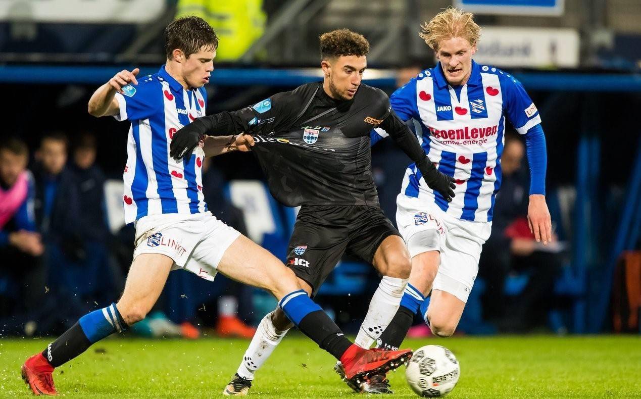 色的球员发 色的球员发