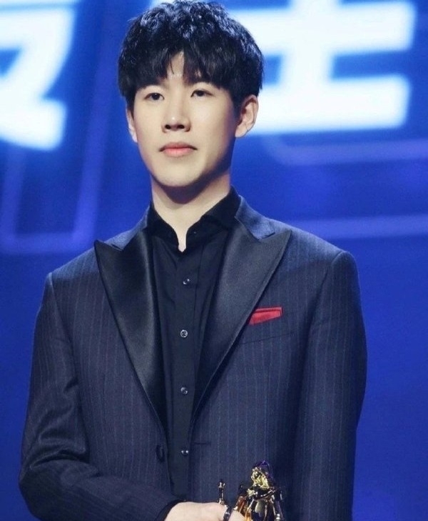 金牛跑出一 金牛跑出一