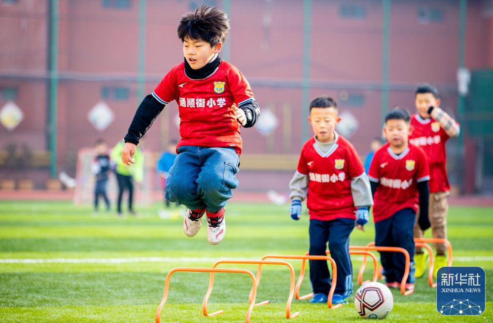 是冠军联赛 是冠军联赛